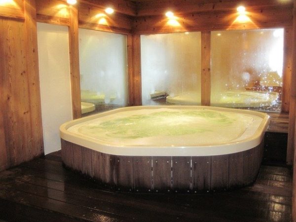 Le jacuzzi, l’accessoire idéal pour se détendre